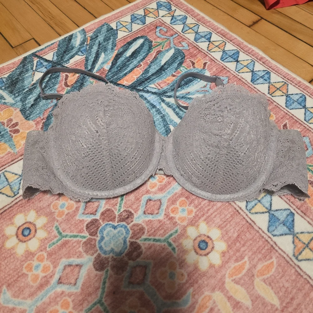 Gap Body Lace Bra in Gray Size 36B